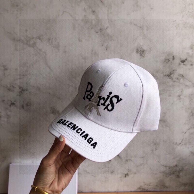 BALENCIAGA